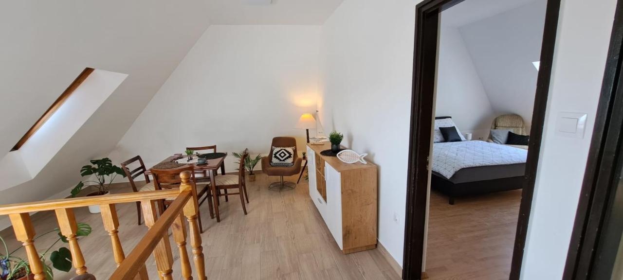 Babi Apartmanhaz Gyenesdiás Extérieur photo